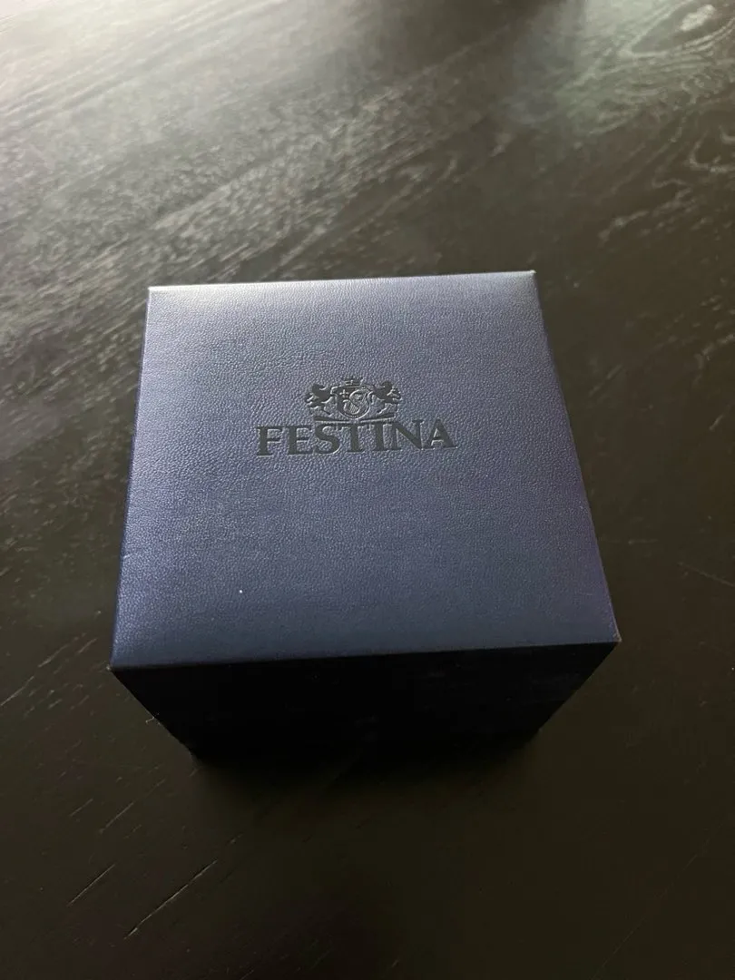 Festina ur