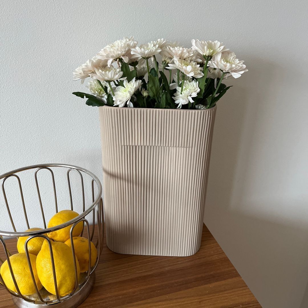 Muuto ridge vase