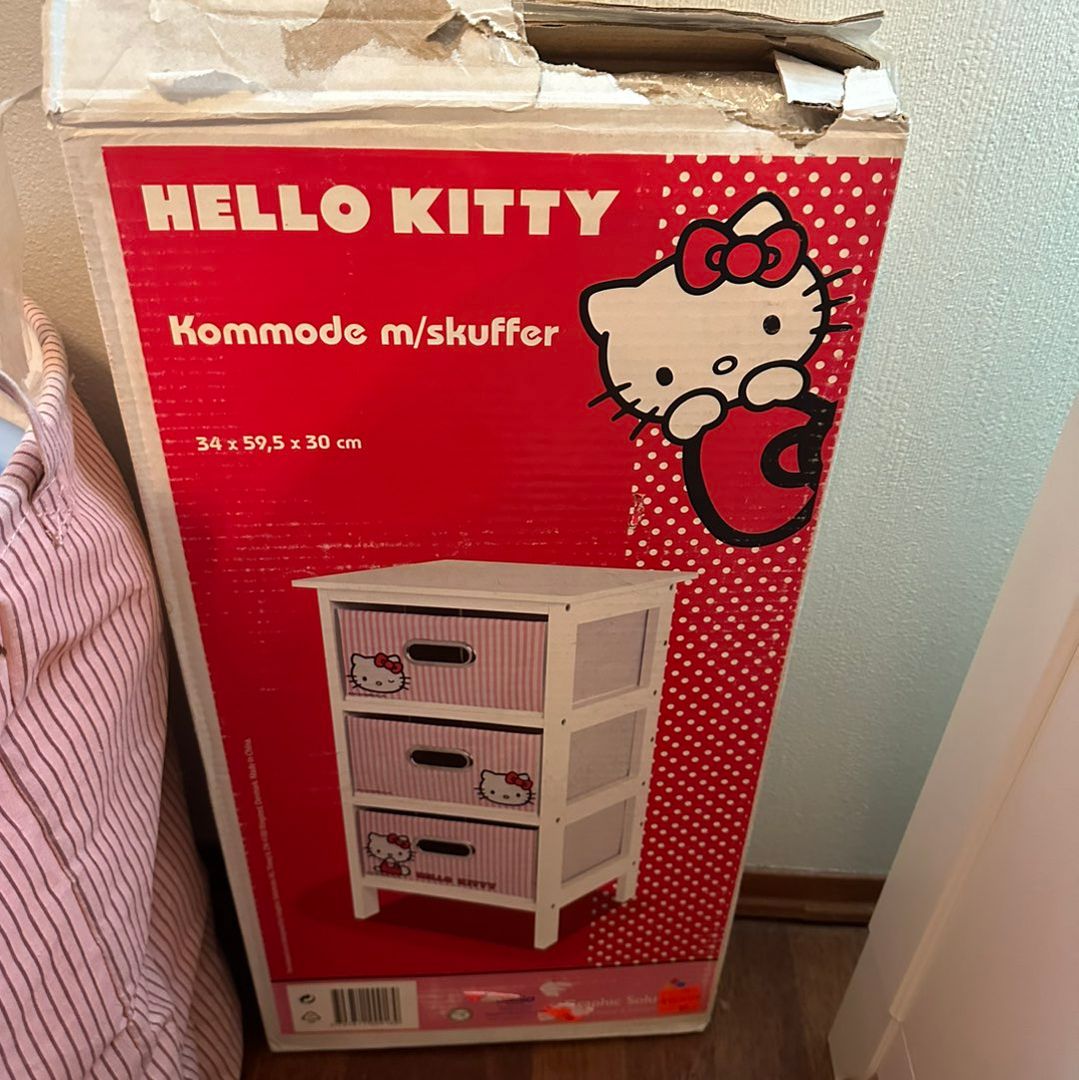 Hello kitty kommode