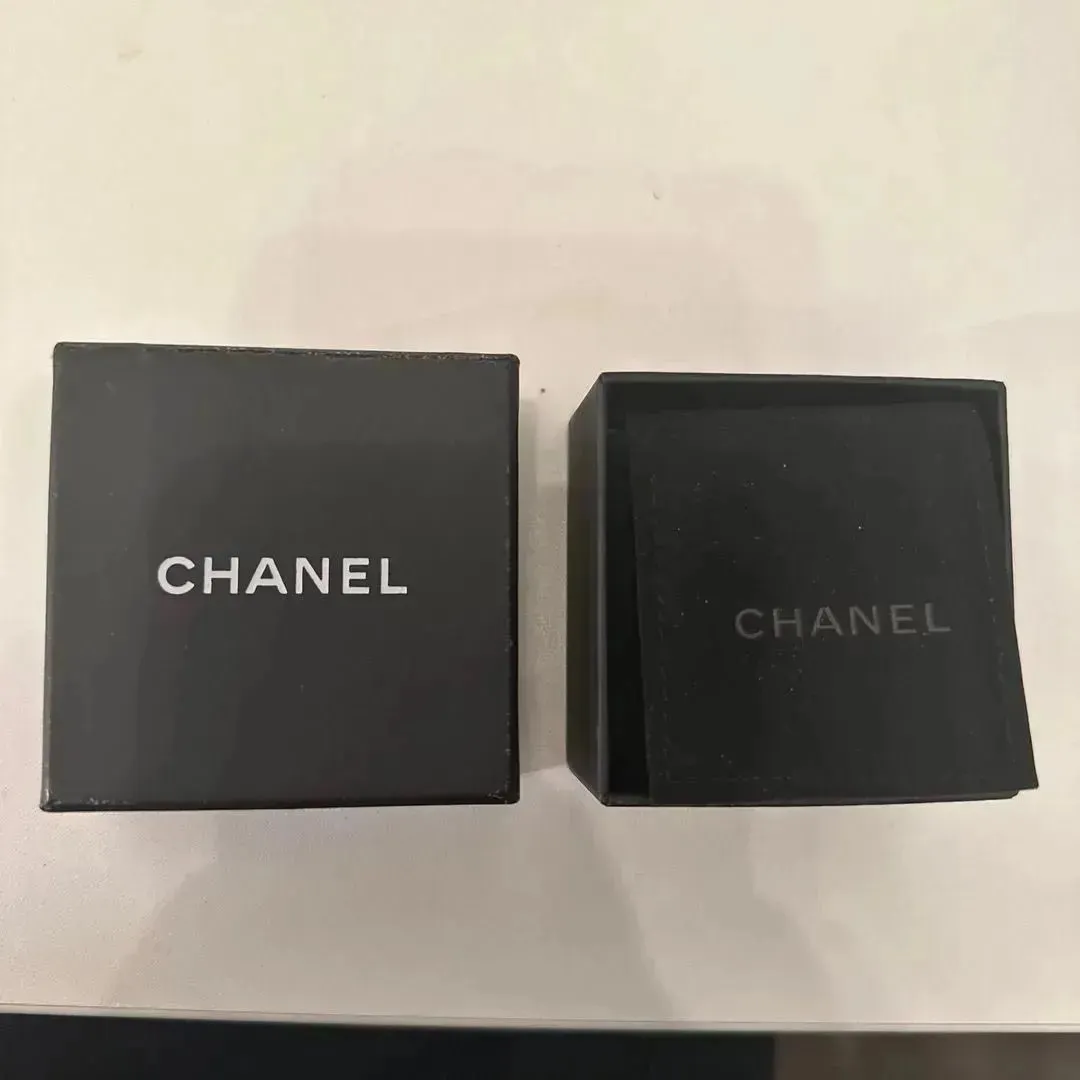 Chanel øredobber