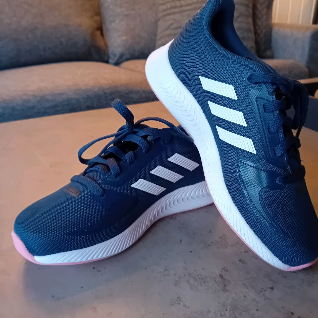 Adidas Sko