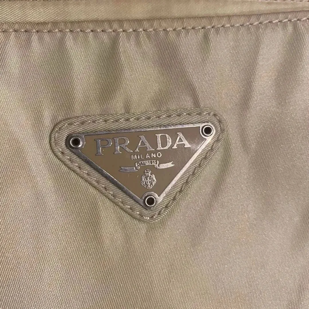 Prada veske