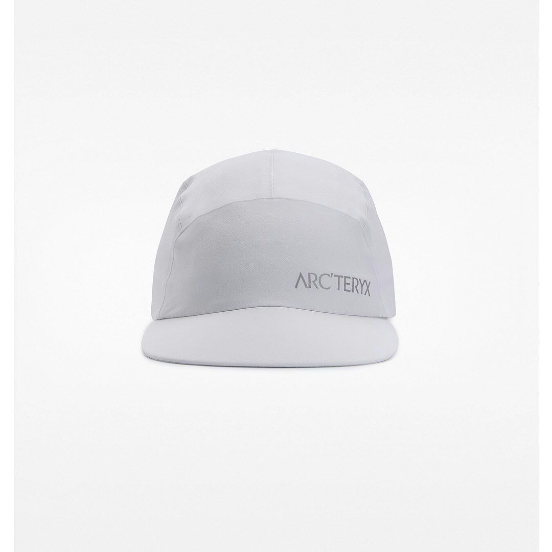 Arc’teryx caps