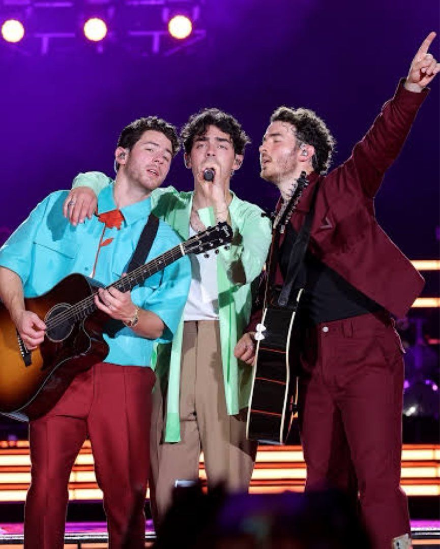 Jonas Brothers