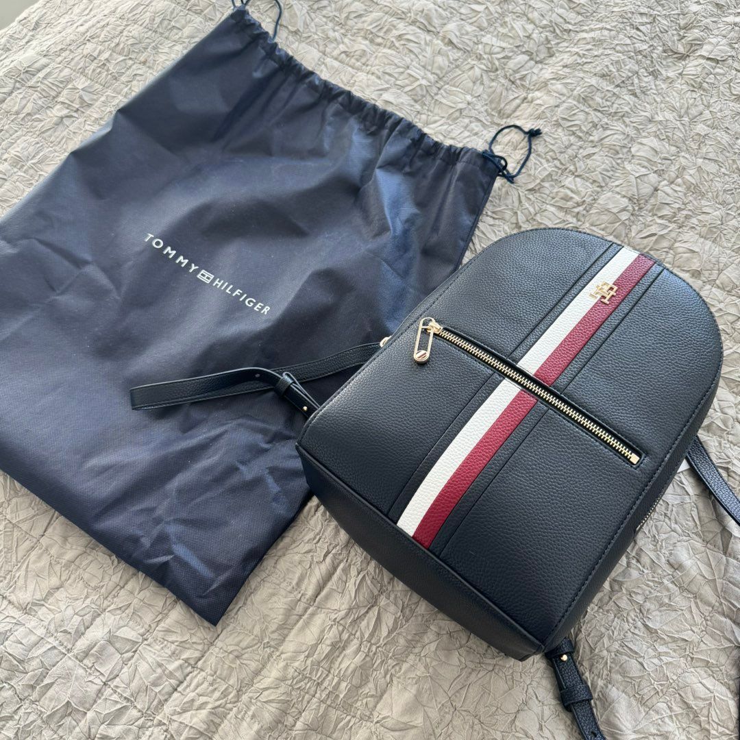 Tommy Hilfiger reppu