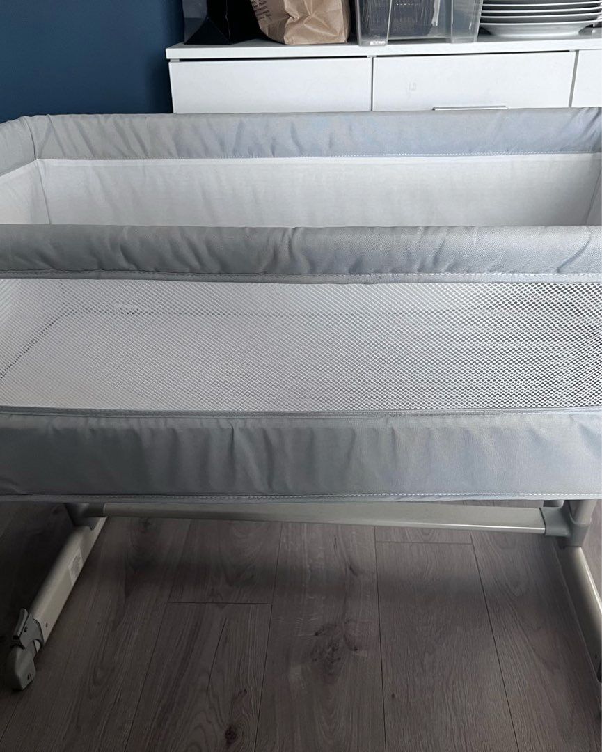 Bedside crib