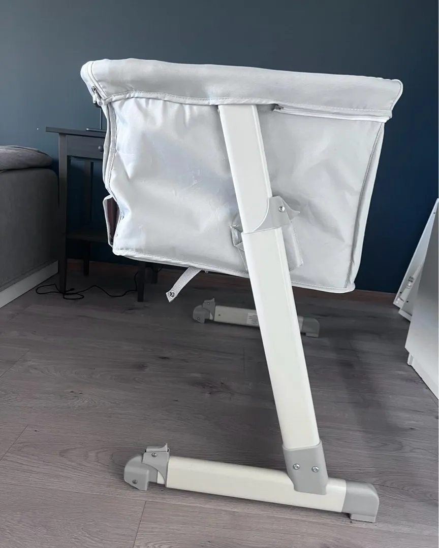 Bedside crib