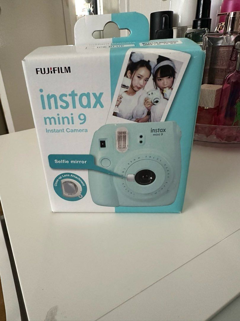 Instax mini 9 camera