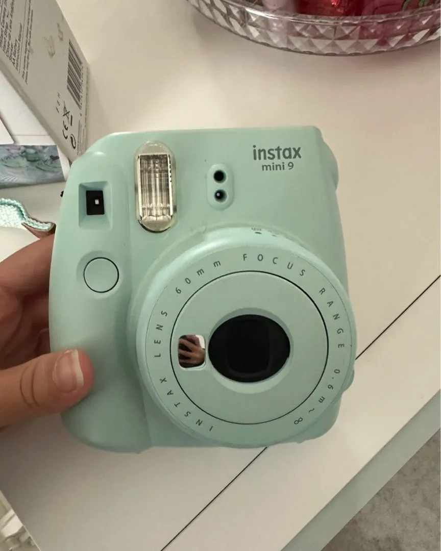 Instax mini 9 camera