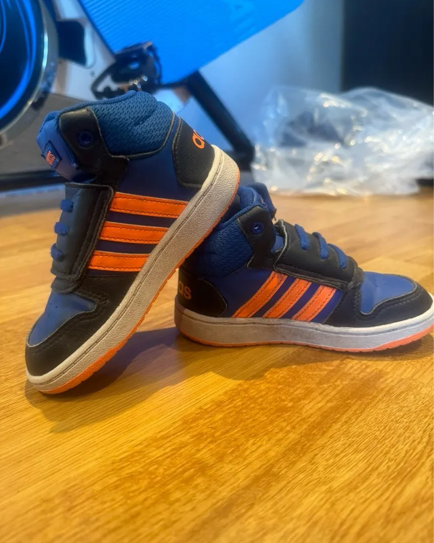 Adidas sko