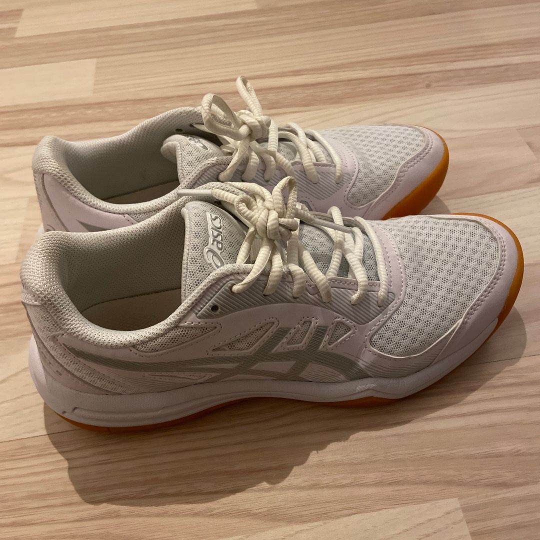 Asics indendørs sko