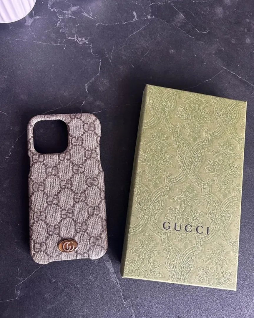 GUCCI COVER