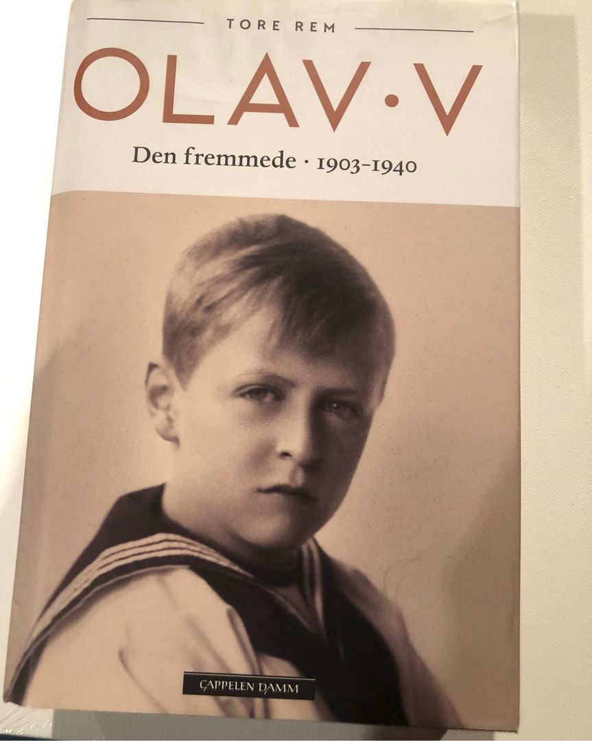 Olav V. 1903-1940