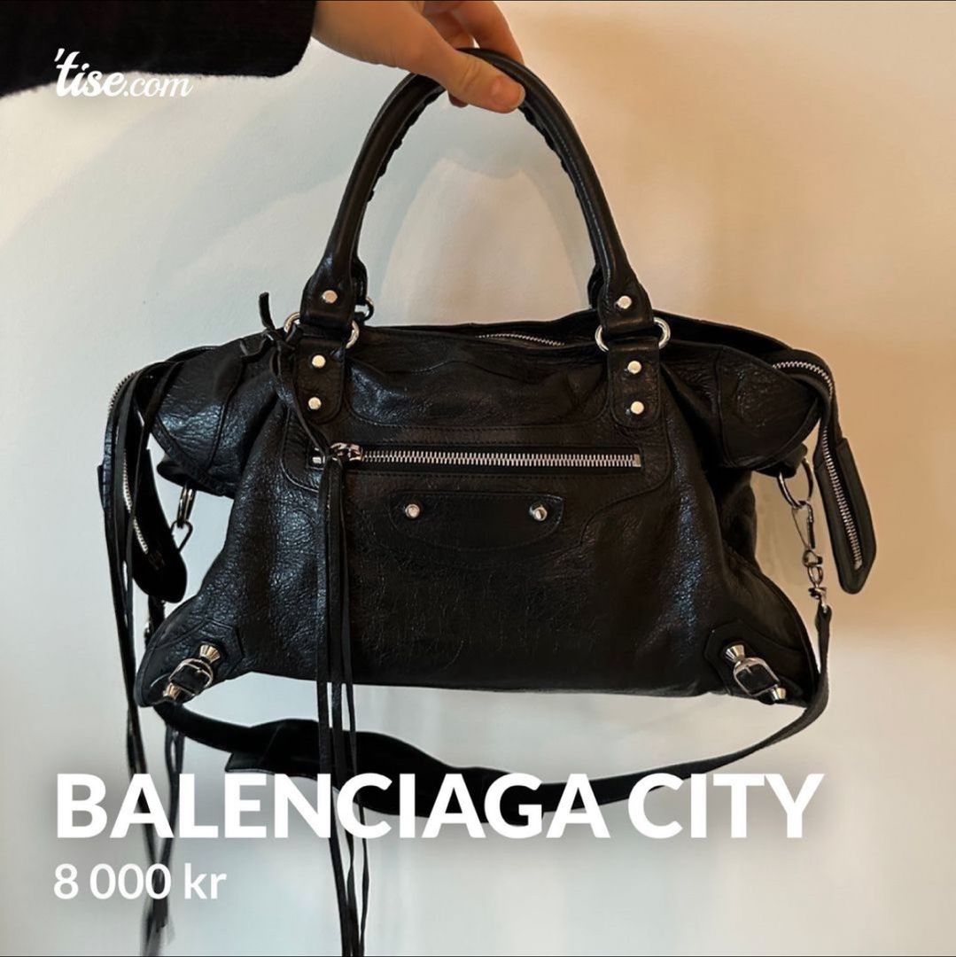 Balenciaga city