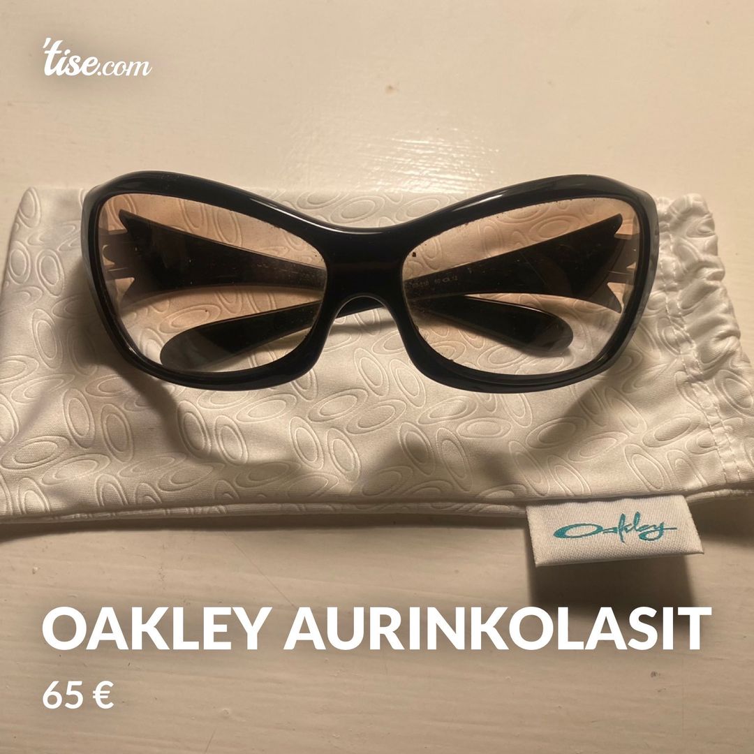 Oakley aurinkolasit