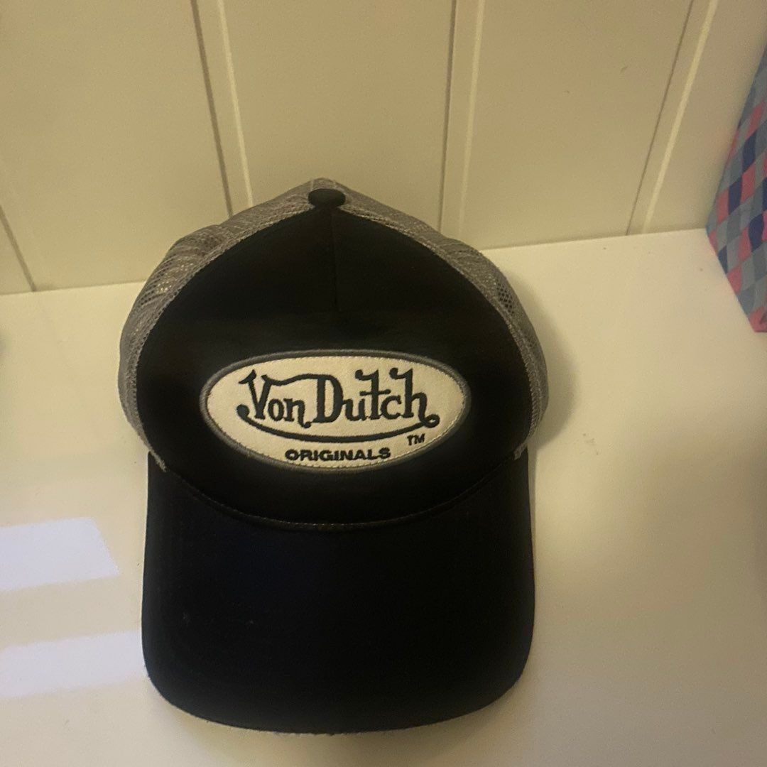 Von dutch caps