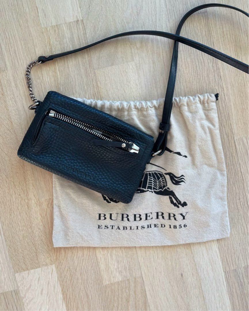 Burberry mini veske