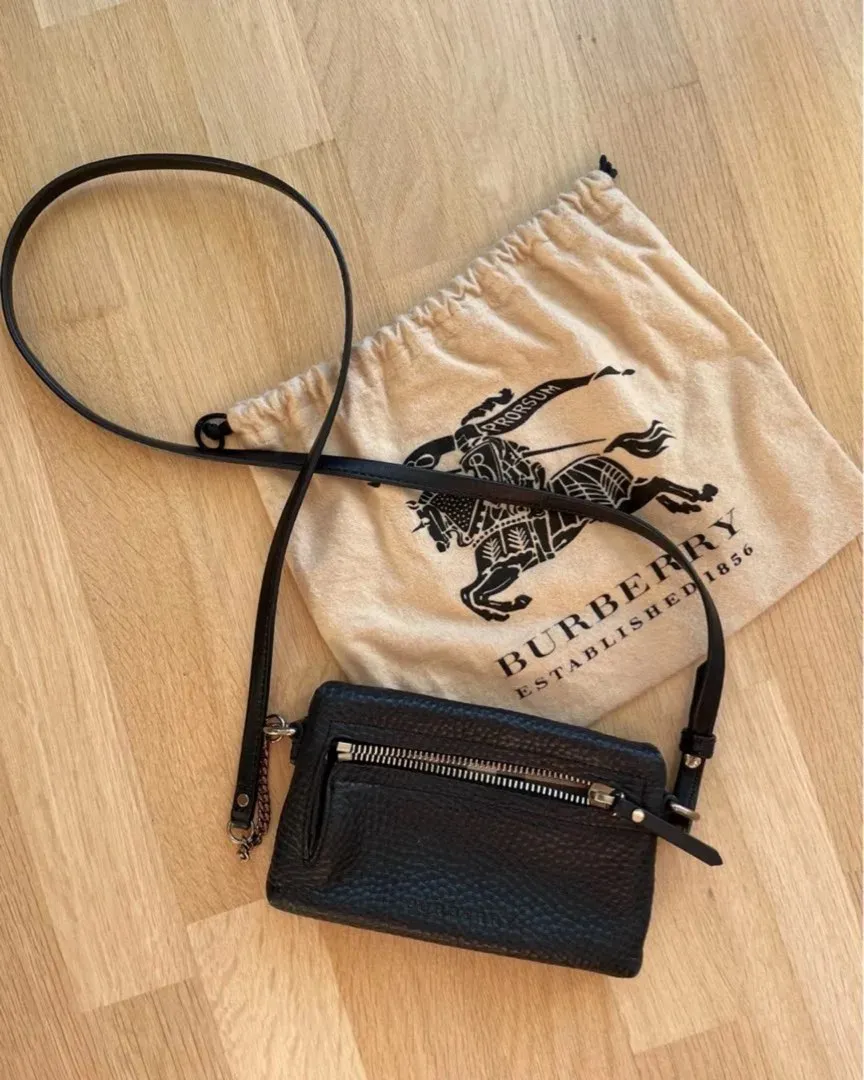 Burberry mini veske