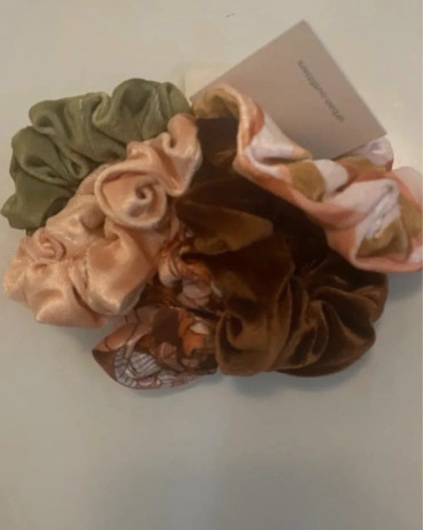 Urban scrunchies