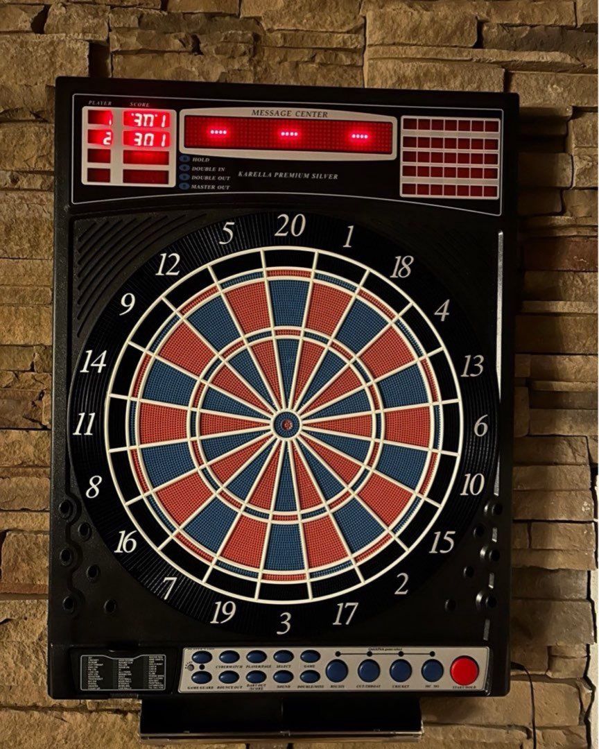 Automatic dartsboard