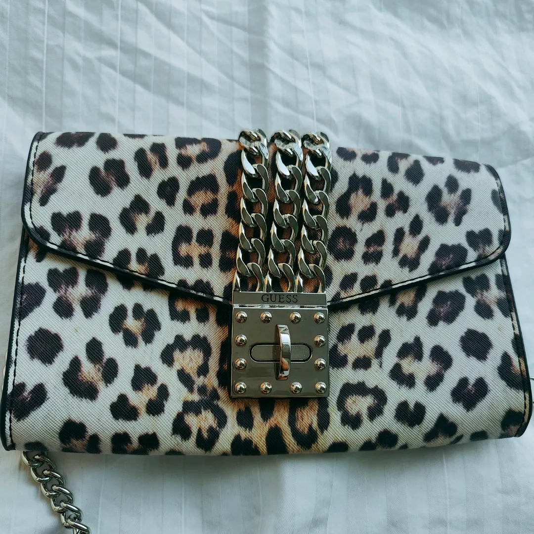 Guess Leopard Laukku