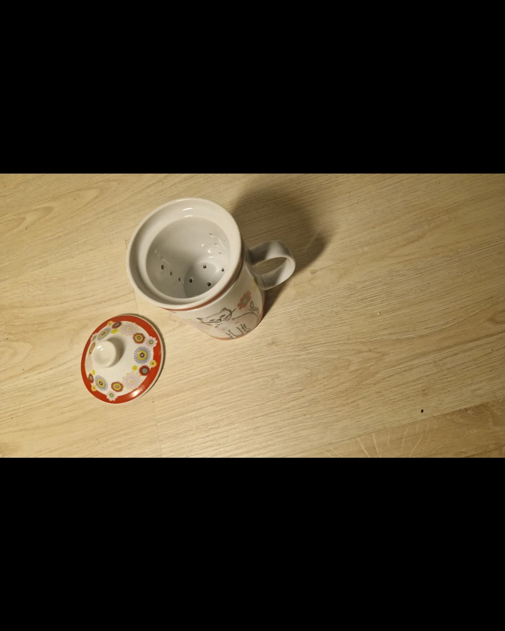 Tea Mug With Cats