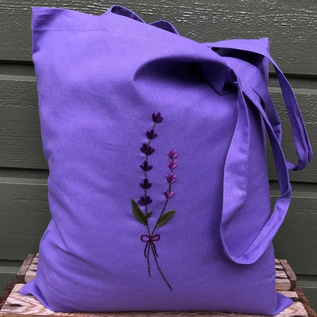 Håndbrodert totebag