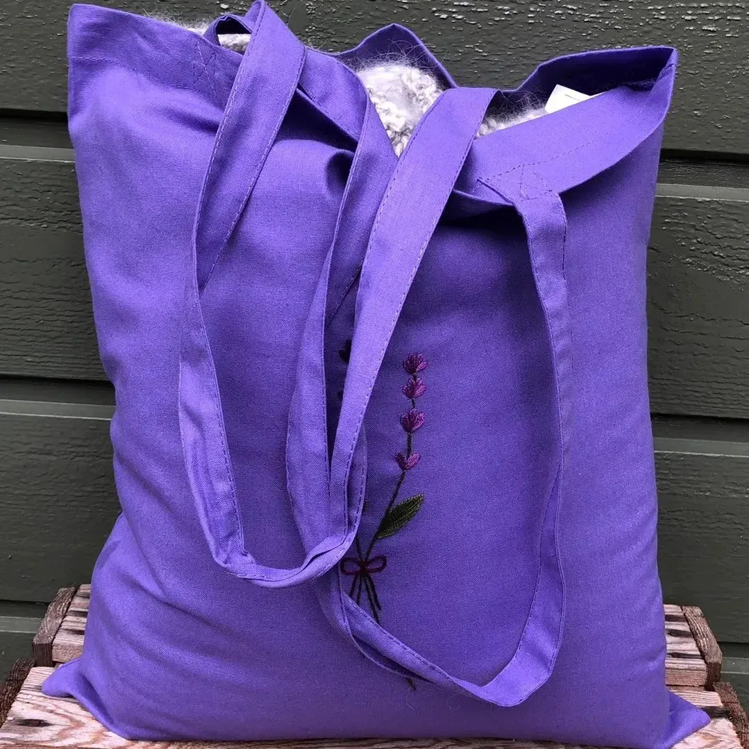 Håndbrodert totebag