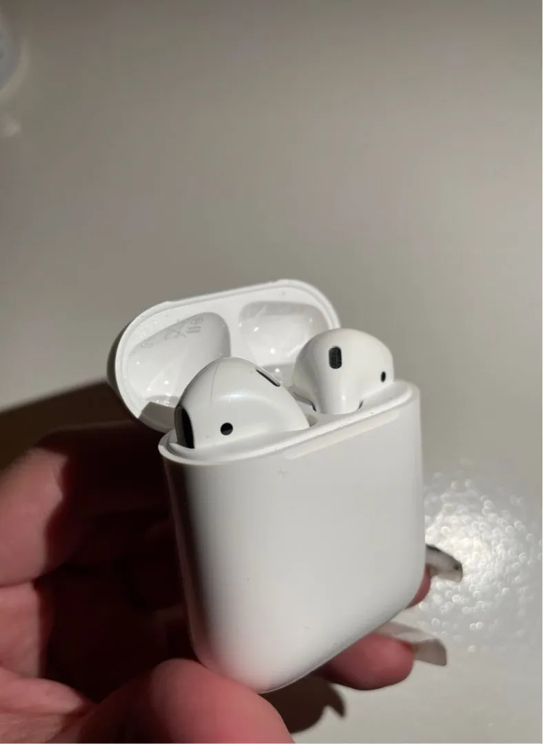 Airpods