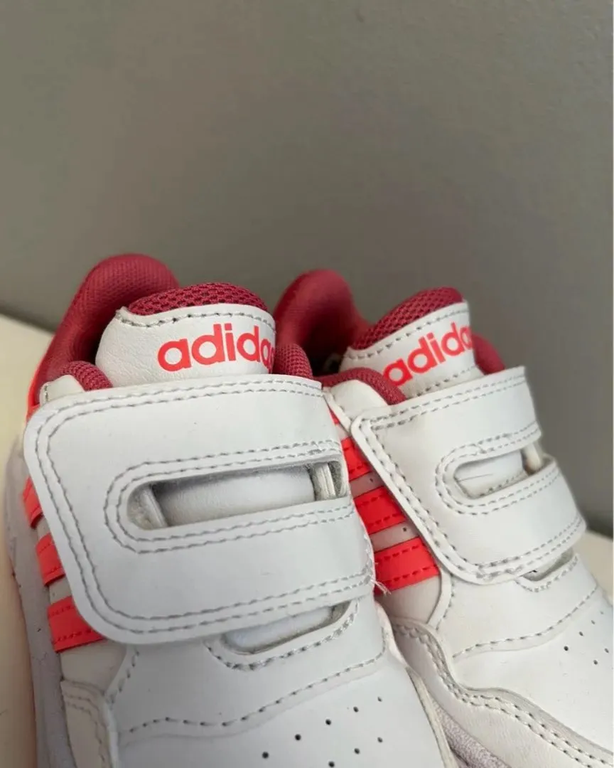 Adidas sko