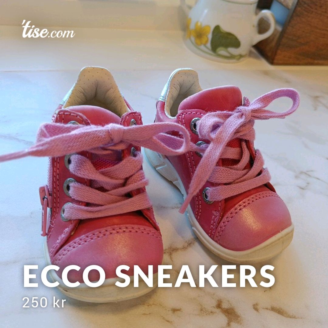 Ecco Sneakers