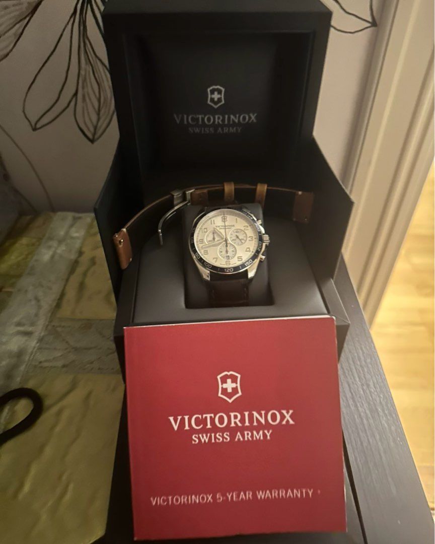 Victorinox klokke