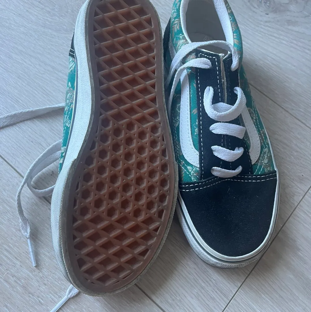 Kids Vans Shoes 32