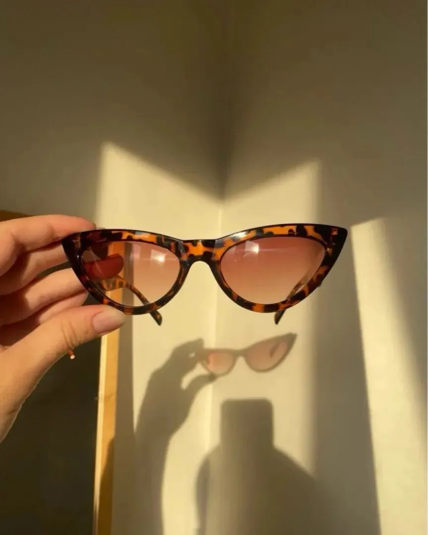 Cat eye sunglasses