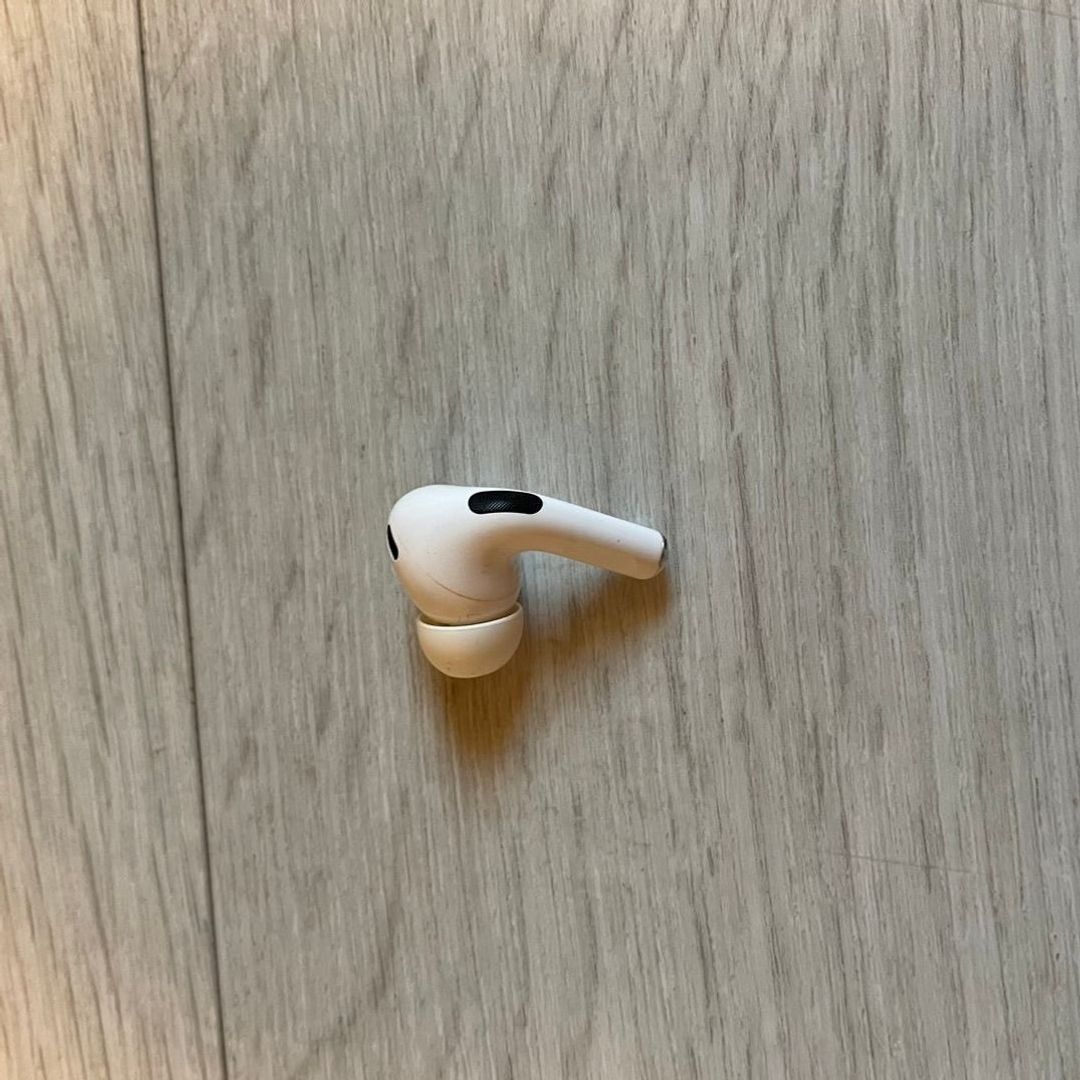 Airpods pro venstre