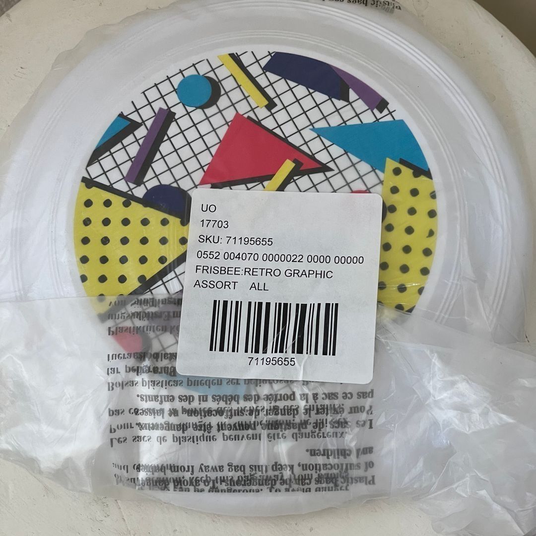 Urban retro frisbee