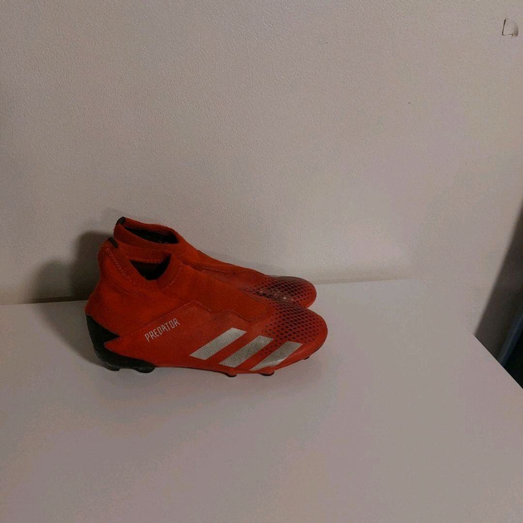 Addidas Predator Red