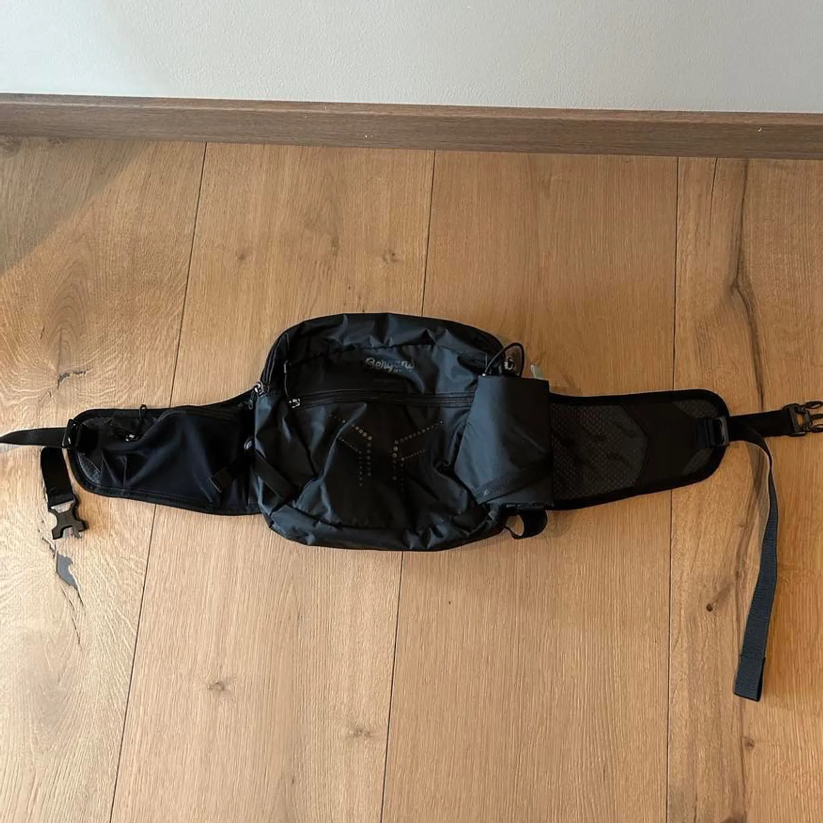 Bergans taske 6 L