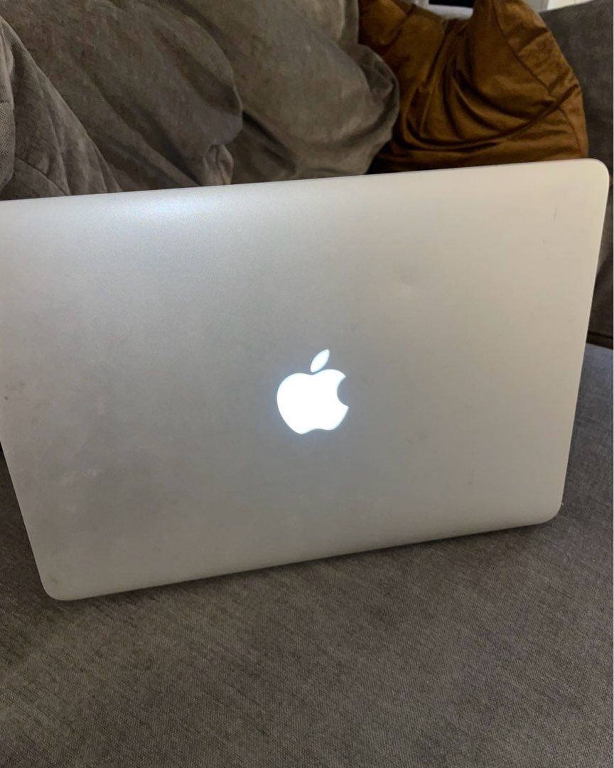 Macbook