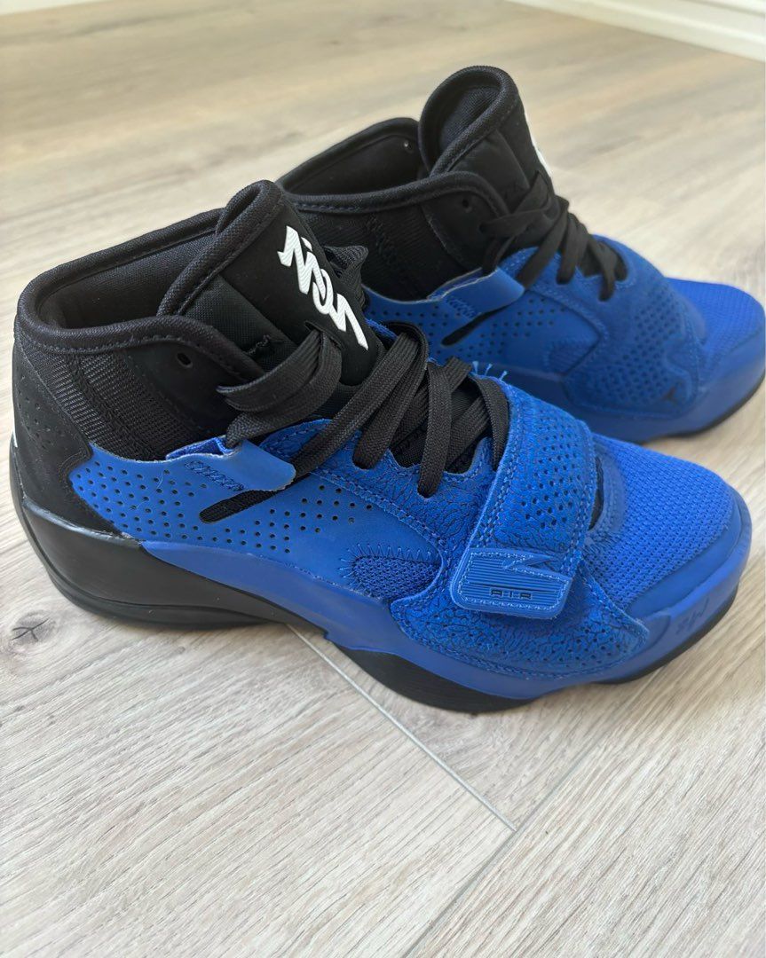 Air Jordan Zion 2