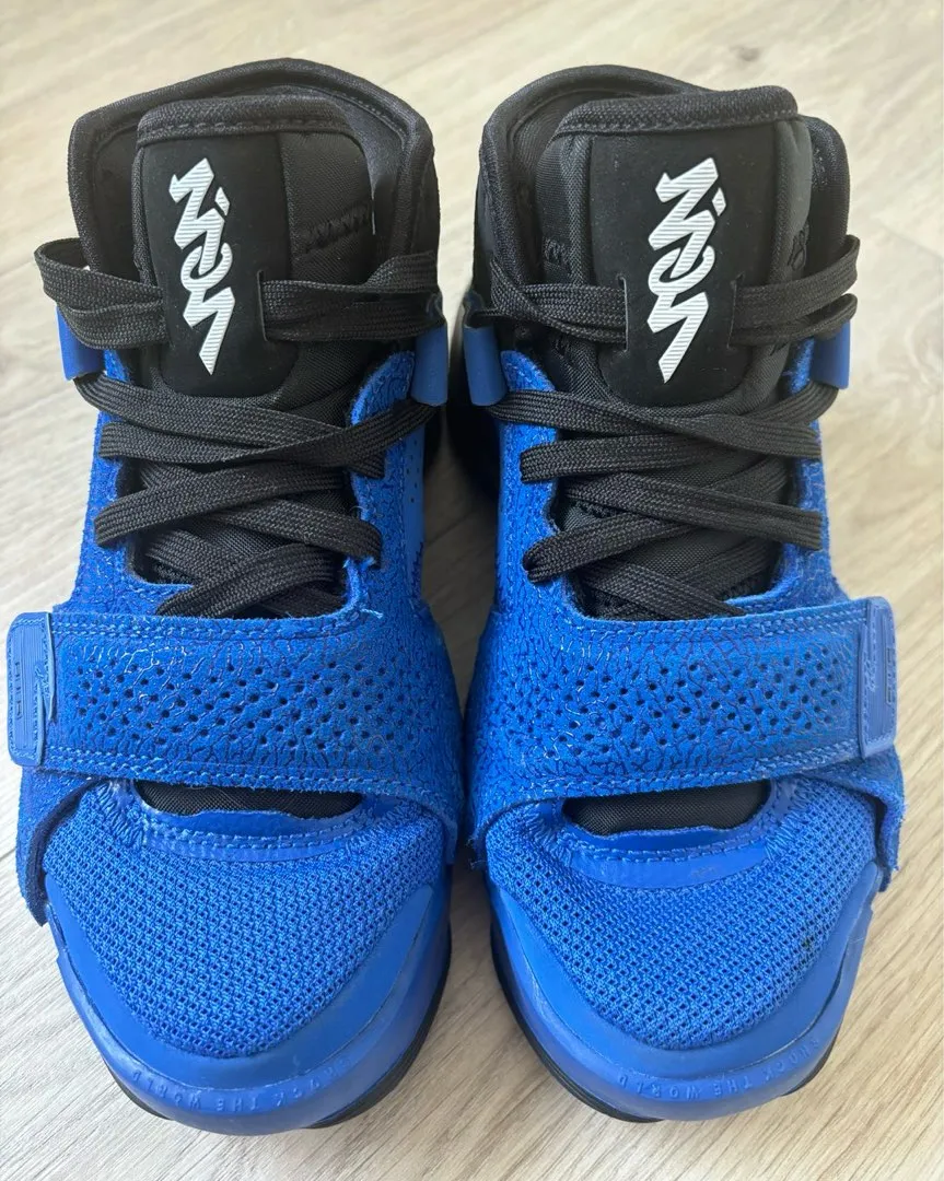 Air Jordan Zion 2