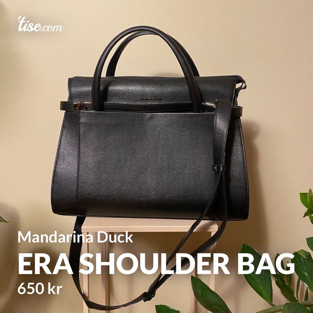 Era Shoulder Bag