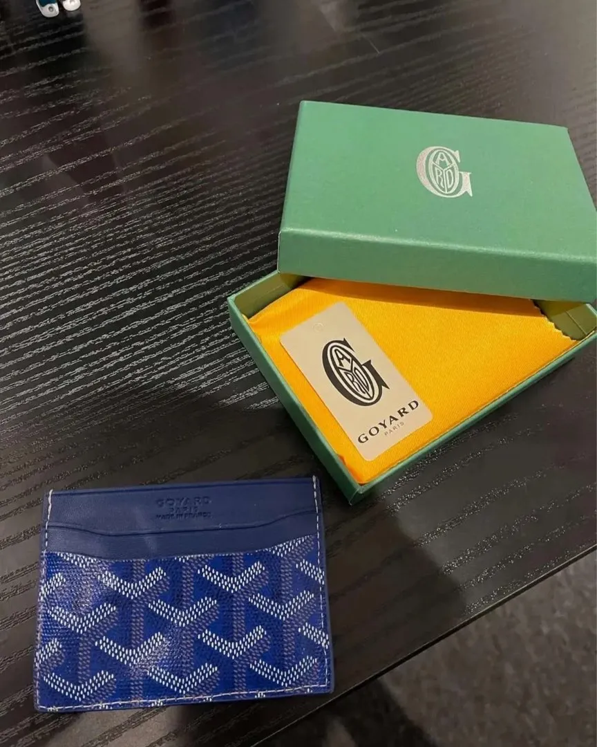 Goyard pung