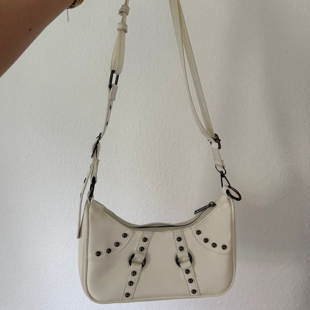 Crossbody taske