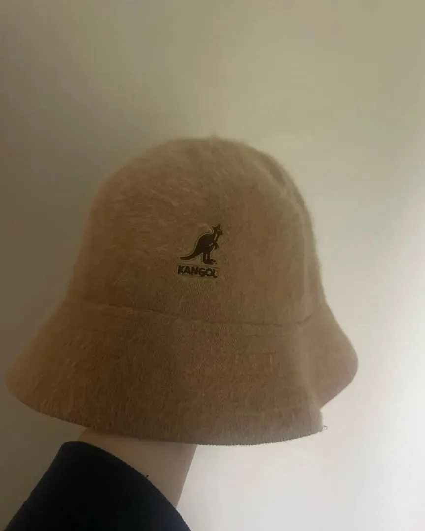 Bucket hat