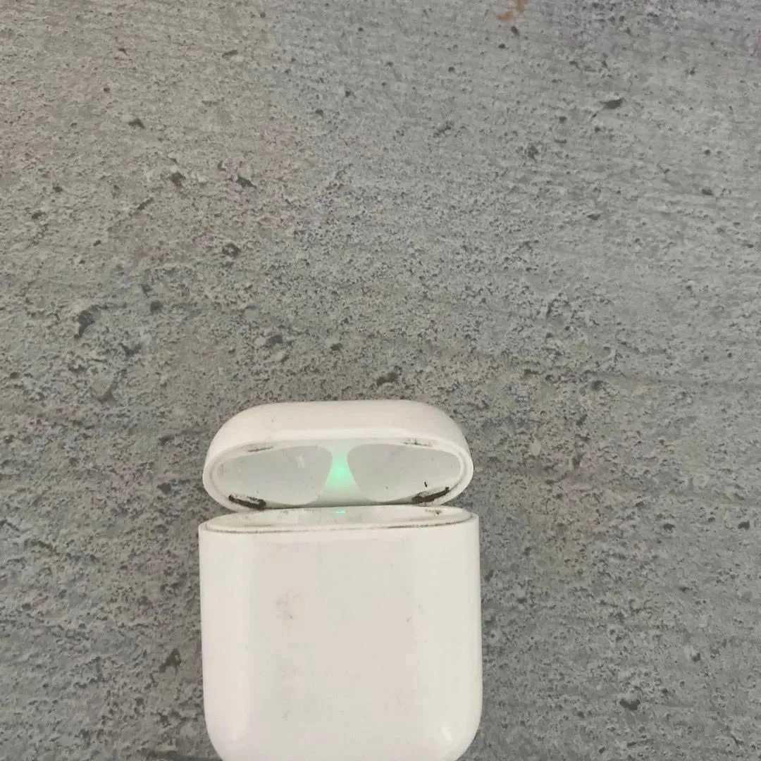 Airpods case