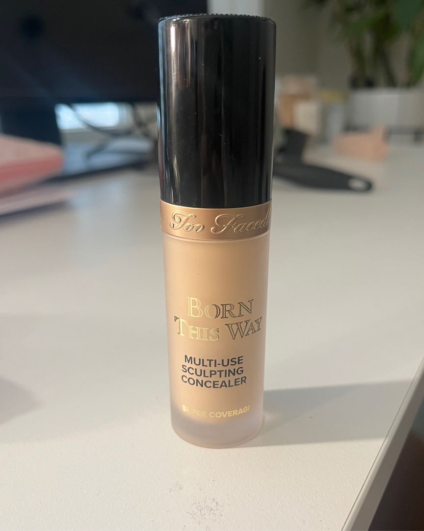 Too faced concealer