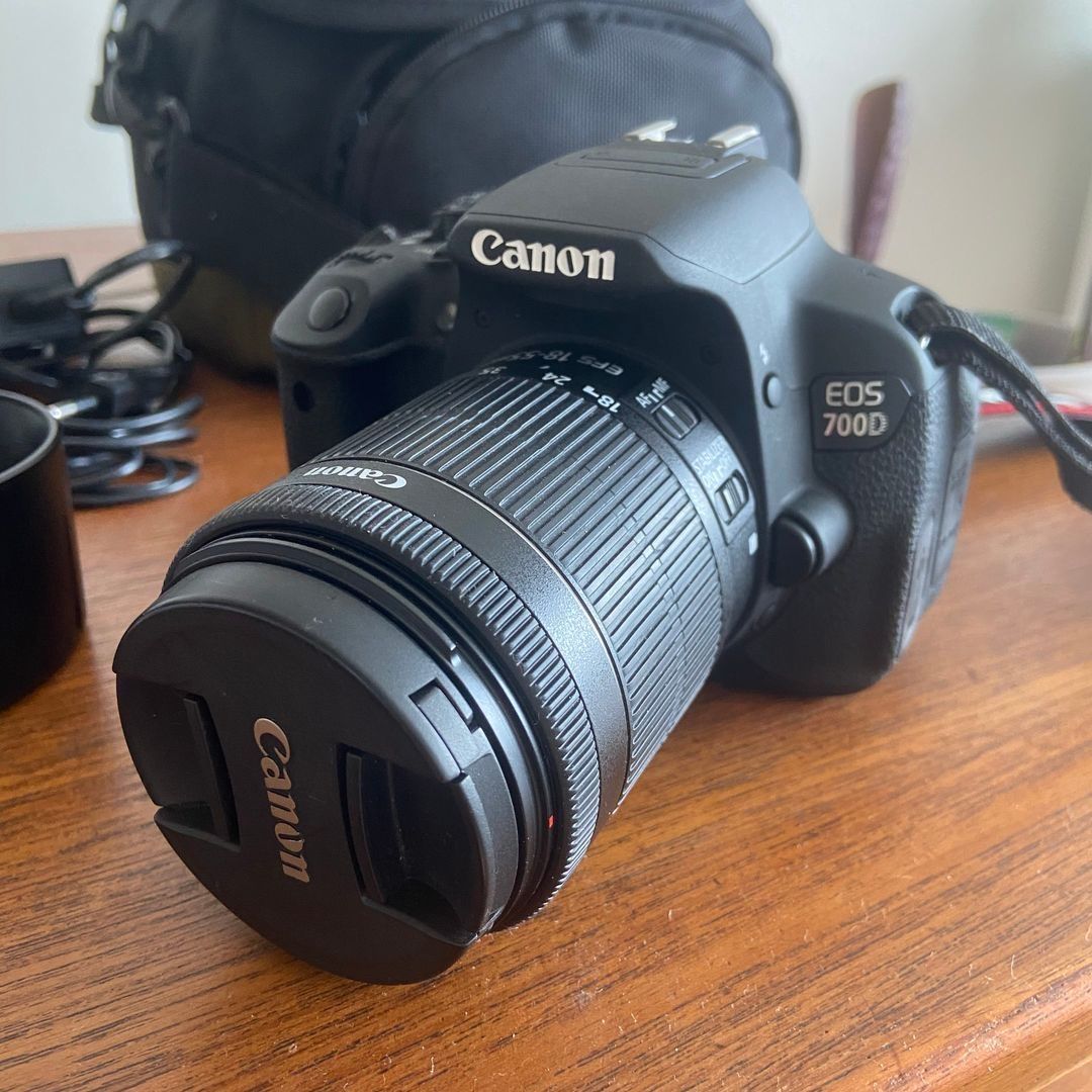 Canon EOS 700D