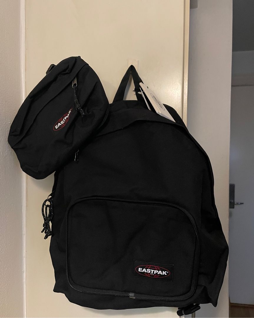 Eastpak med detaljer