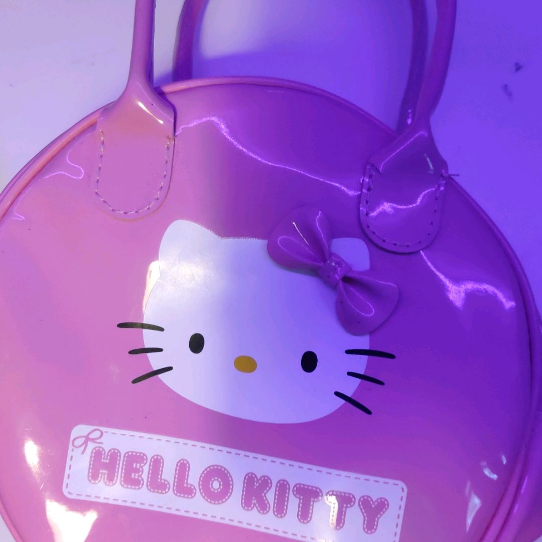 Hello Kitty Kassi